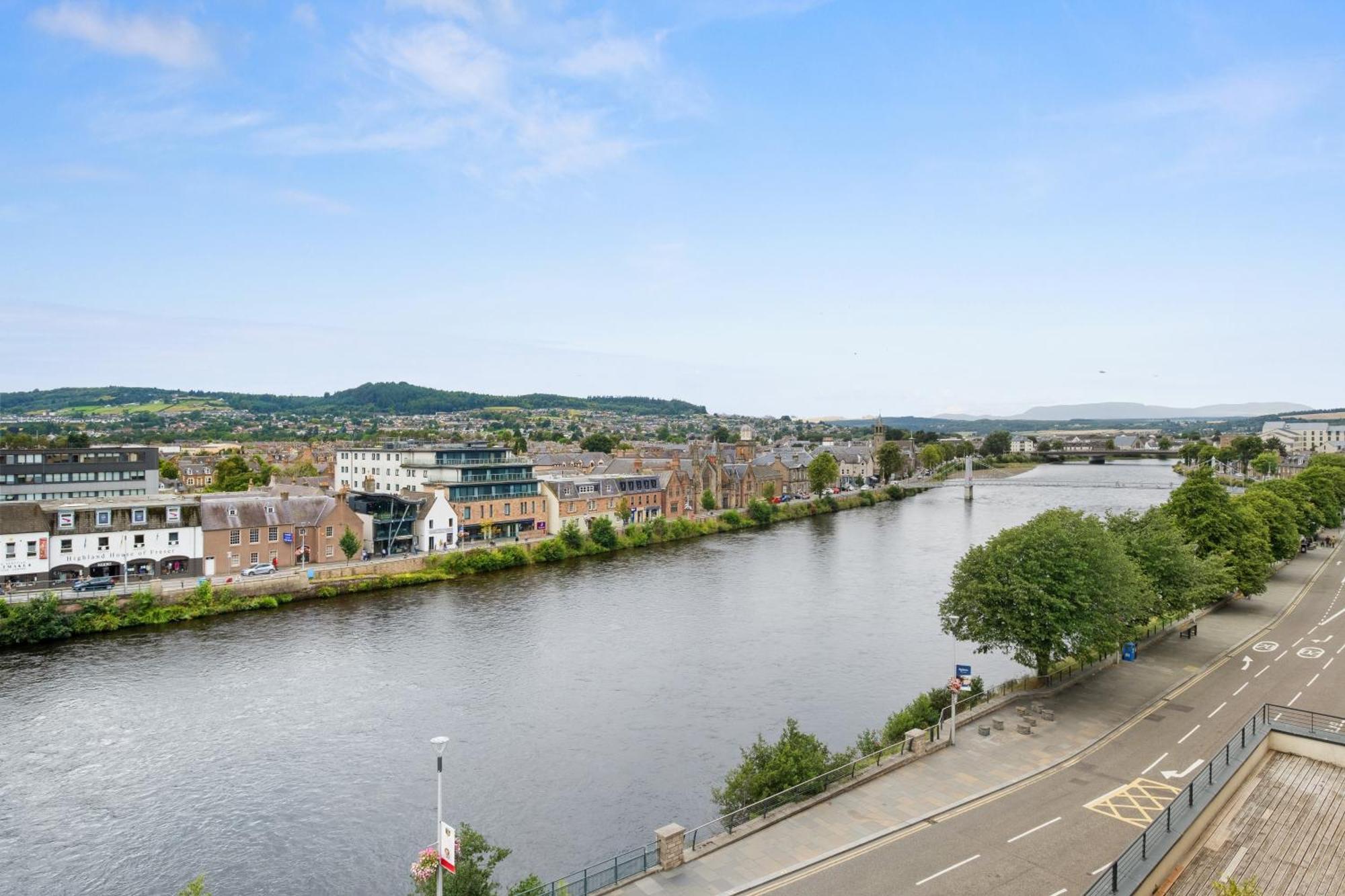 By The Bridge By Toppo Inverness Exterior foto